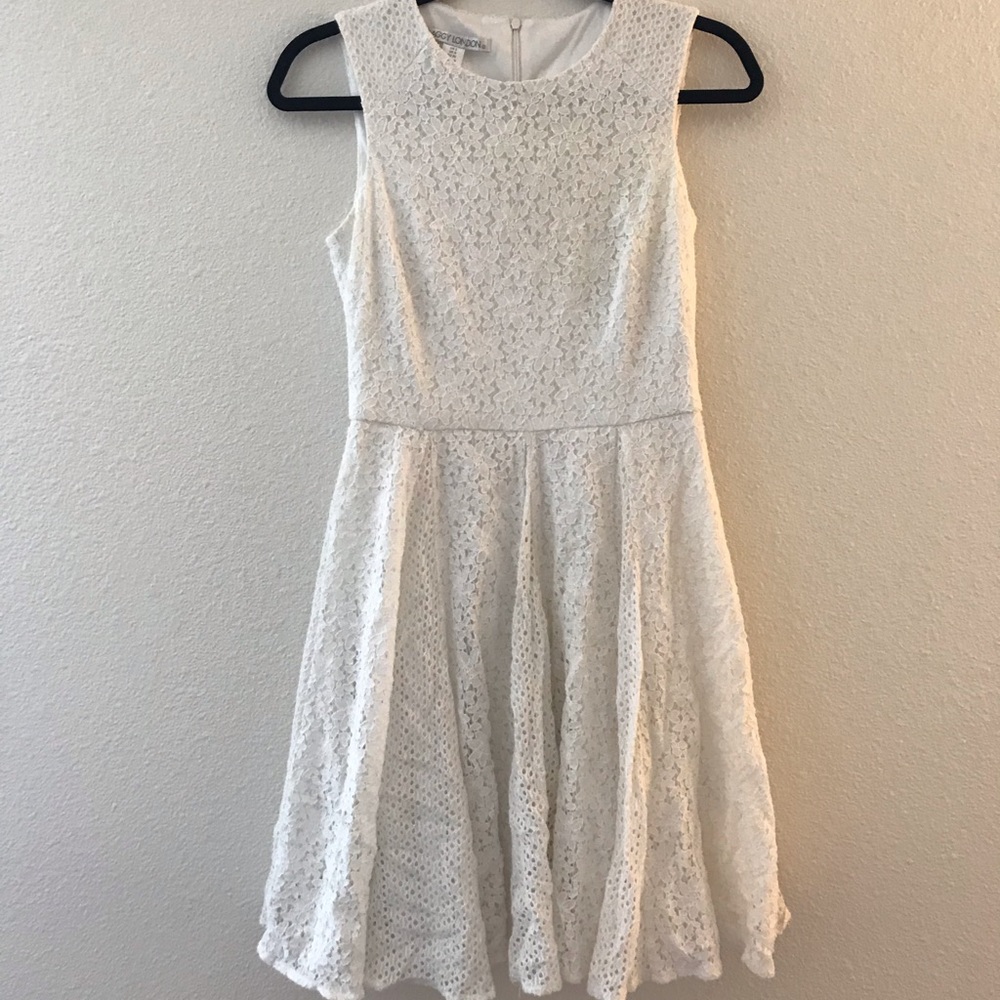 Maggy London A-Line White Lace Pleated Midi Dress
